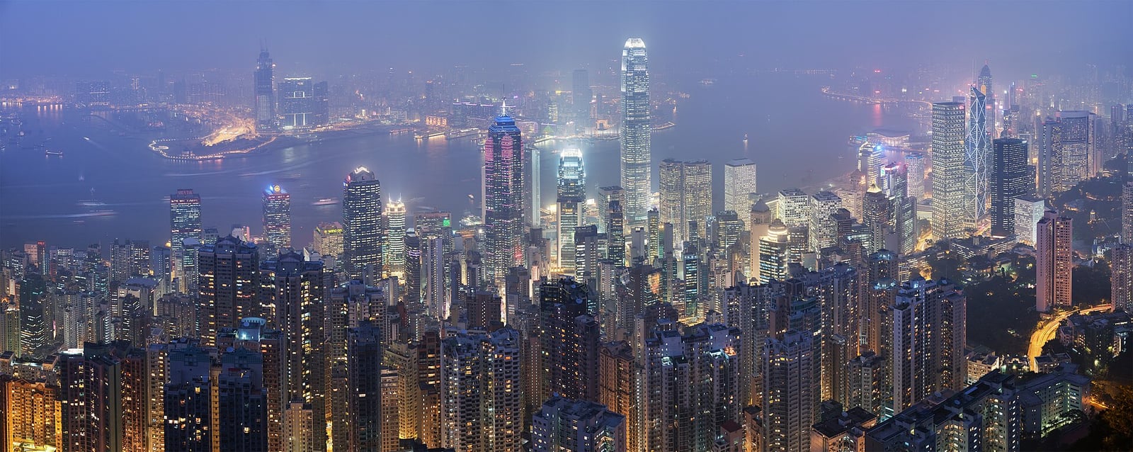 Hong Kong Extravaganza: Victoria Peak, Disneyland & Macau Day Excursion — Hong Kong holiday package