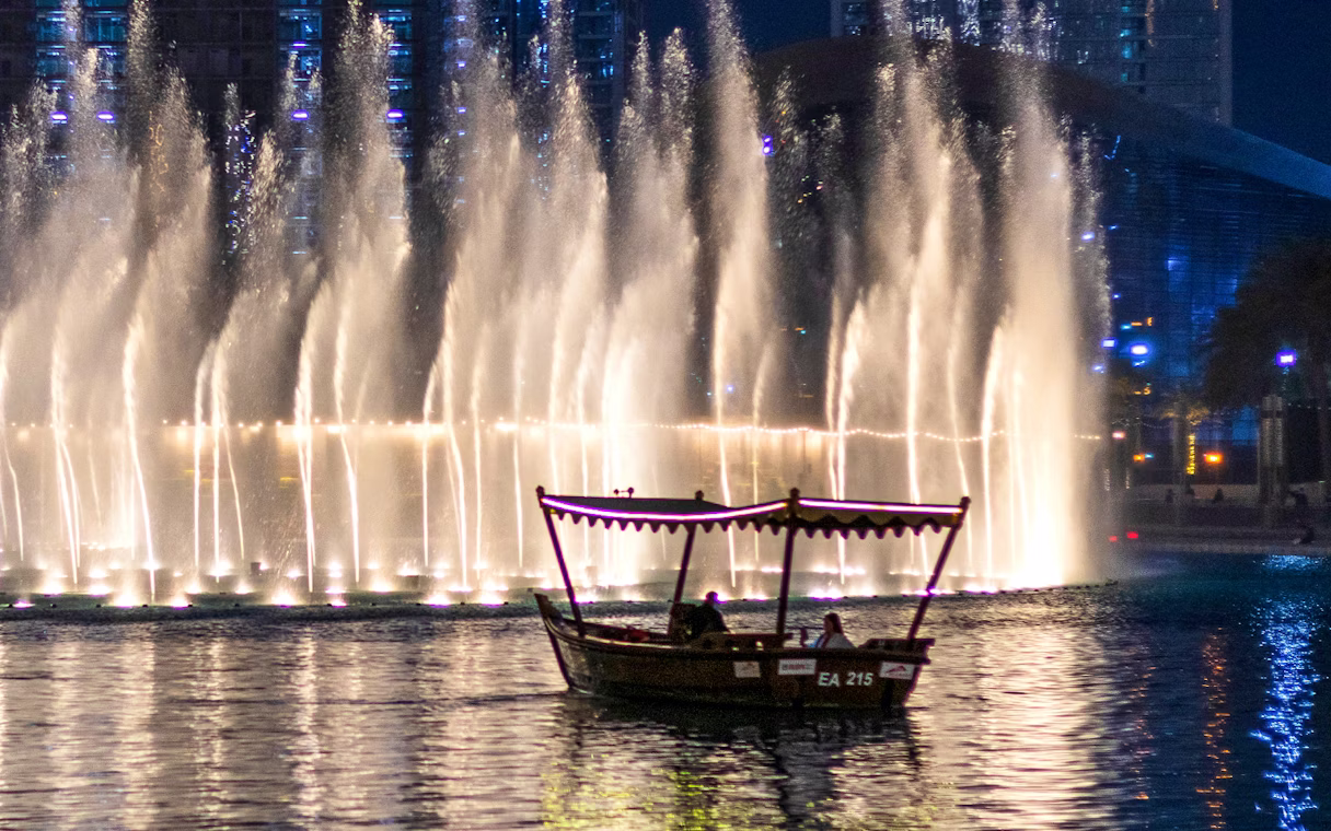 Dubai Fountain Lake Ride (Abra & Boardwalk) — Dubai