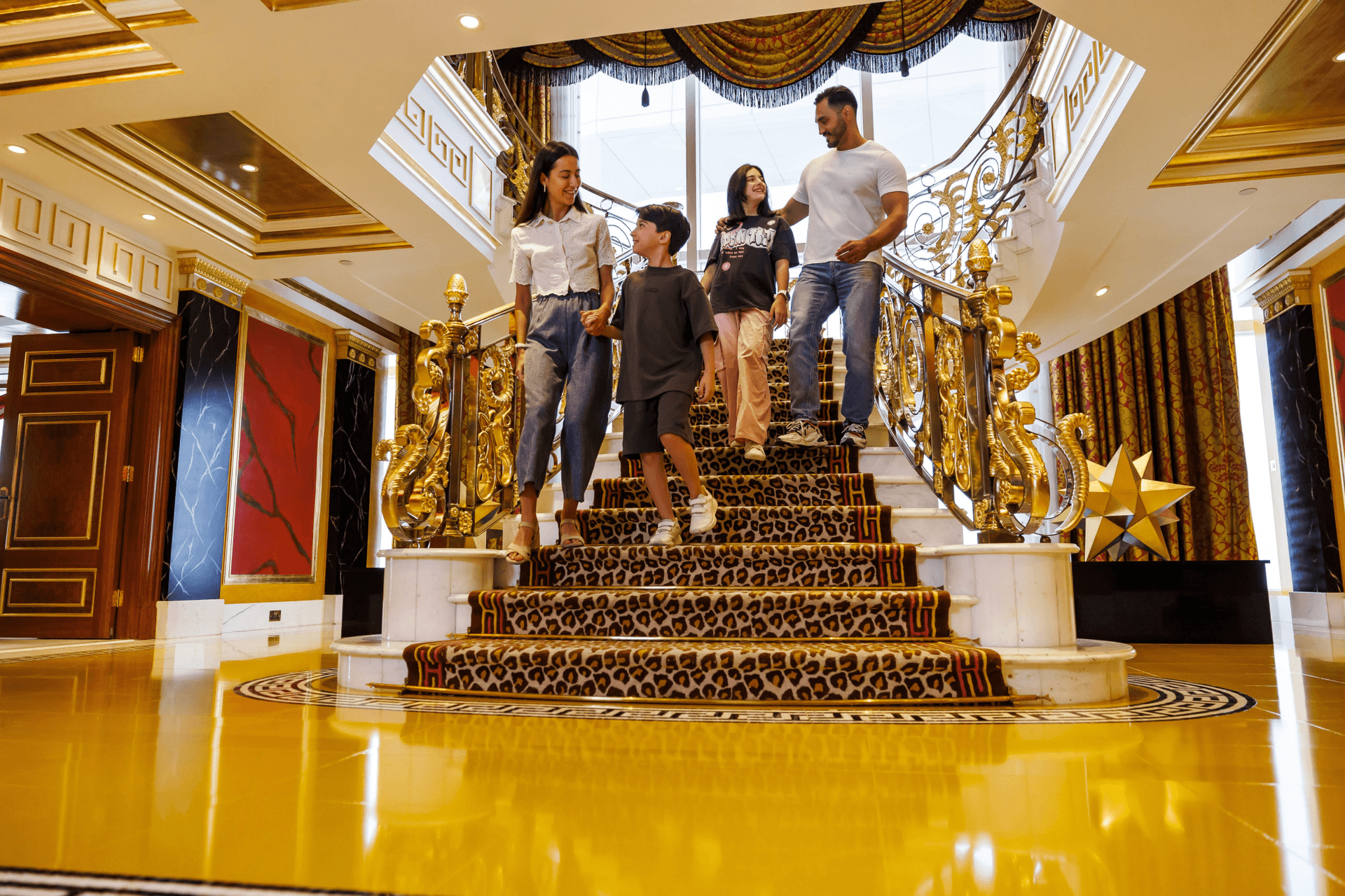 Inside Burj Al Arab: 90-Minute Butler-Guided Tour — Dubai